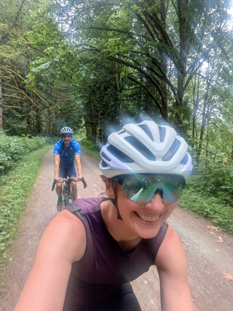 Two people gravel biking on Snoqualmie Valley Trail.