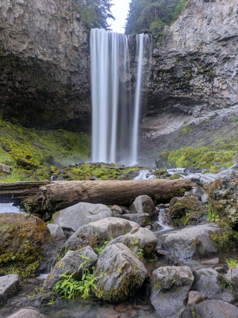 Water cascading off the basalt cliff of Tamanawas Falls.